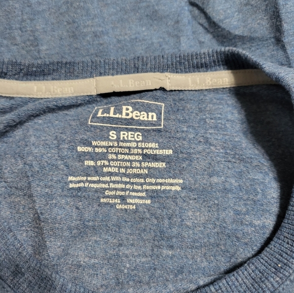 L.L. Bean sweater Size small/ reg - Picture 3 of 4